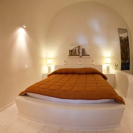 Art Exogonia Santorini Villa